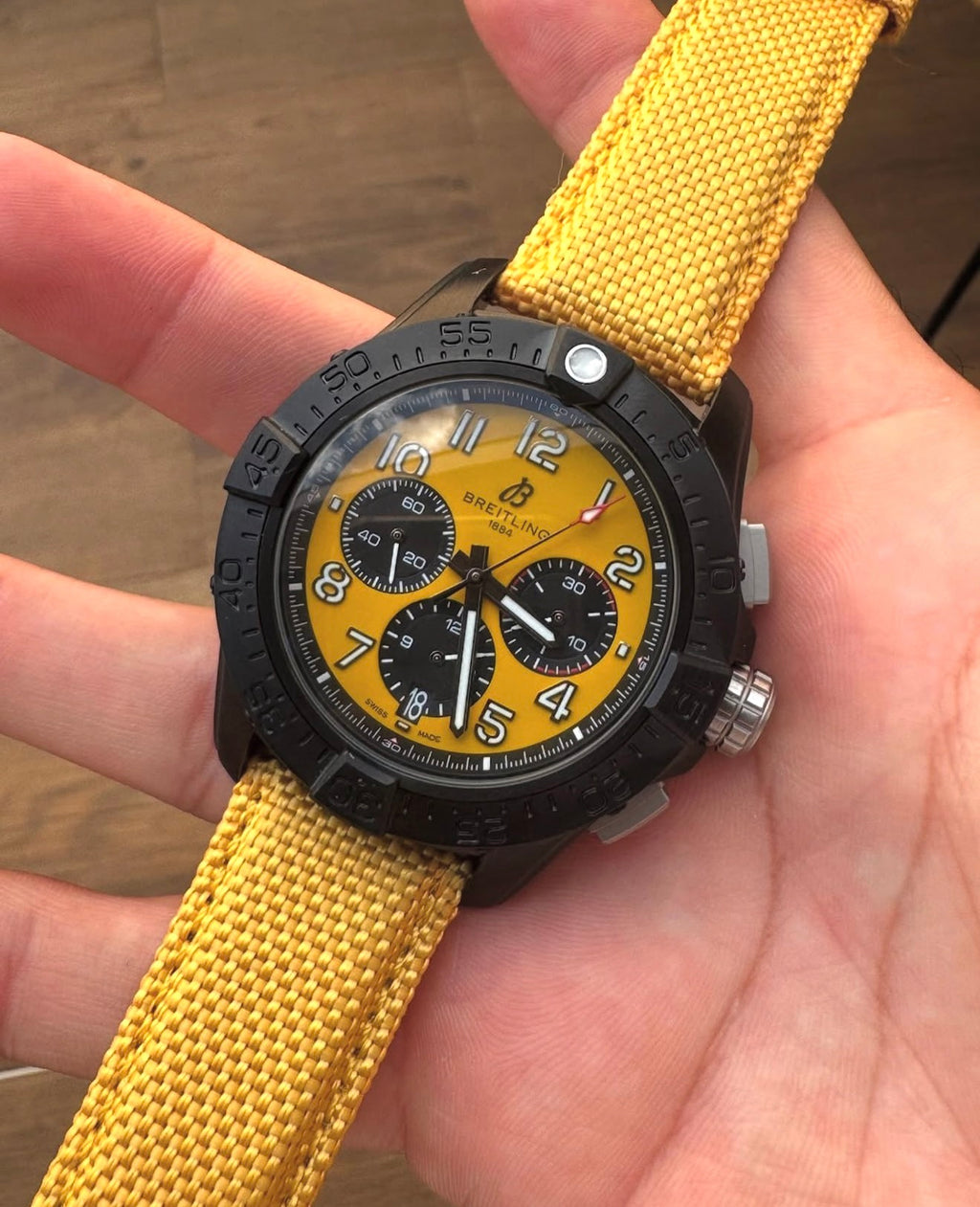 Breitling Avenger Chronograph 43